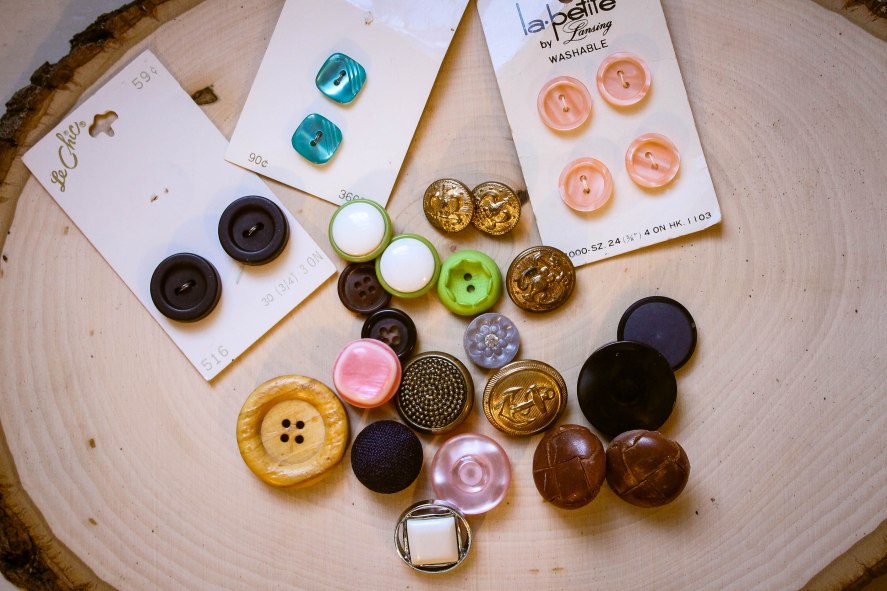 Custom 10 minute button earrings l Our Sweet Somewhere